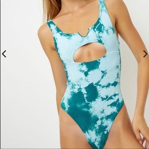 Frankie’s Bikinis Lottie One Piece NWT